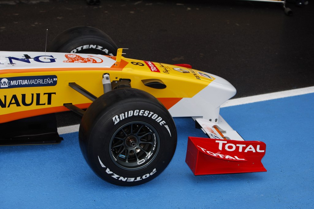 RENAULT R29